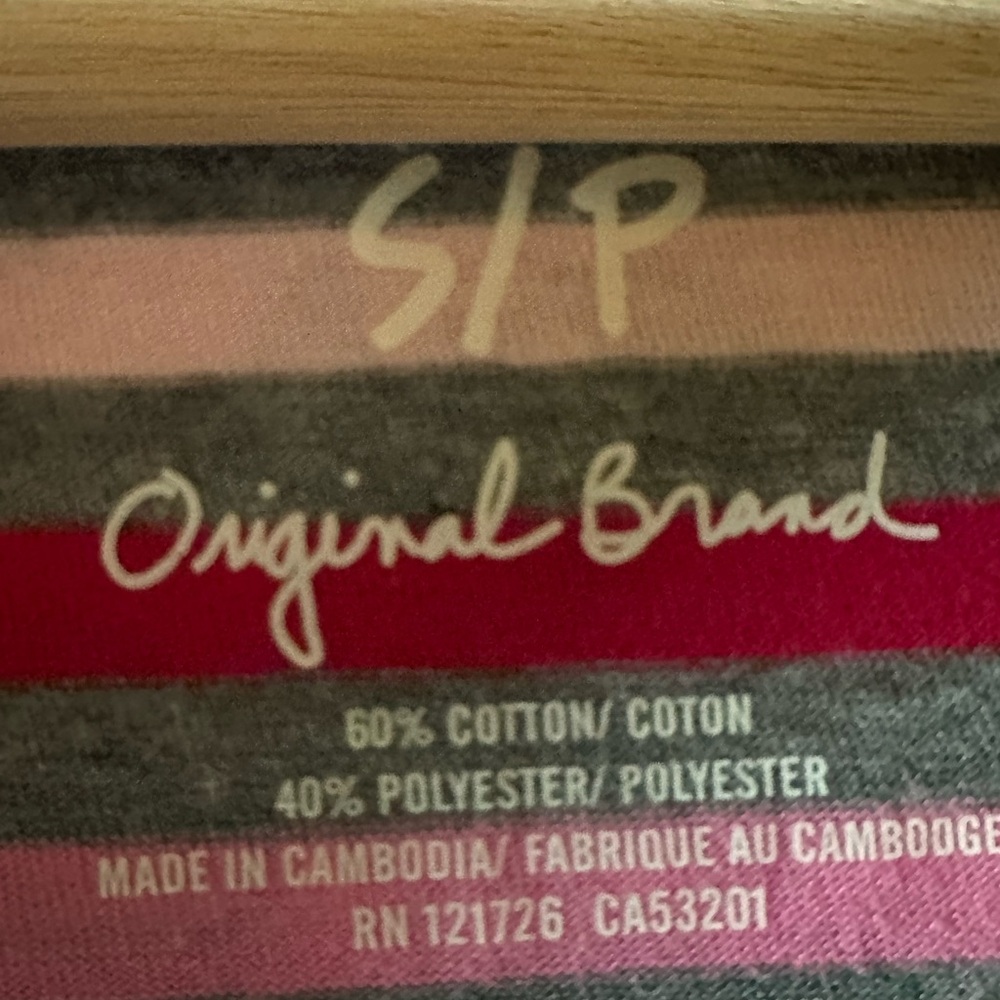 Aeropostale Striped V-Neck Cardigan Pink Gray Red SP - Picture 10 of 11